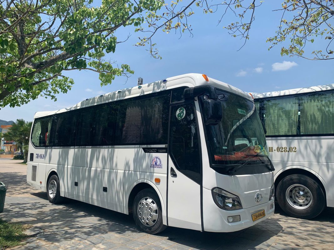 Thuê xe du lịch Quảng Bình